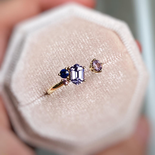 VINTAGE BUBBLE・18K CHAMPAGNE GOLD PURPLISH BLUE SPINEL/ BLUE SAPPHIRE RING