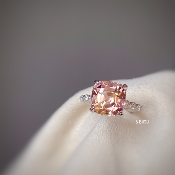 BESPOKE JEWELLERY・18K WHITE GOLD BI-COLOR TOURMARLINE &  DIAMOND RING
