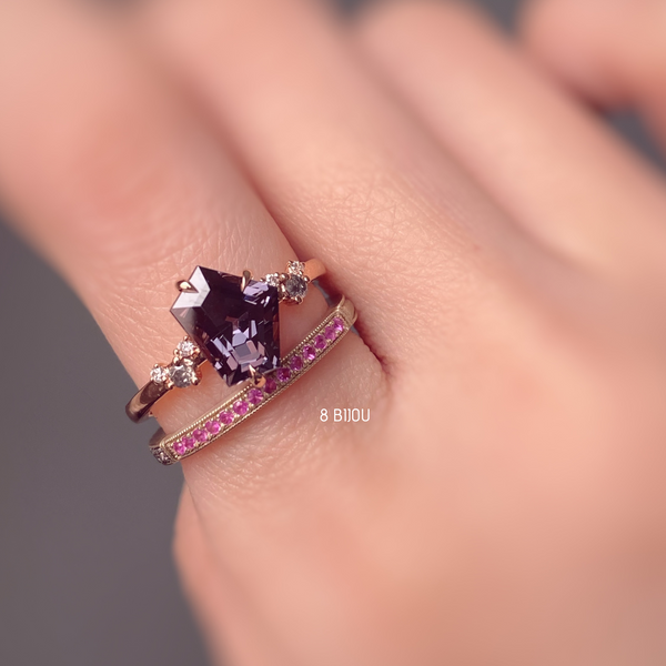 BESPOKE JEWELLERY・18K ROSE GOLD GREY SPINEL & DIAMOND RING
